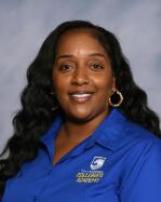 Dominga Robinson headshot.